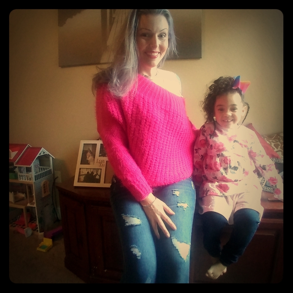 Size large "Closet Candy Boutique"